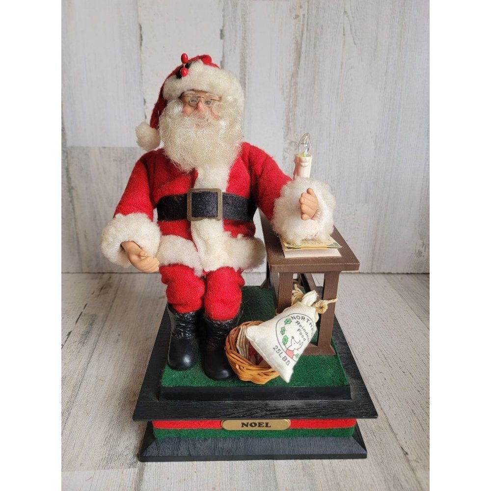 Smile 1990 Noel Santa Claus naughty nice list xmas figure